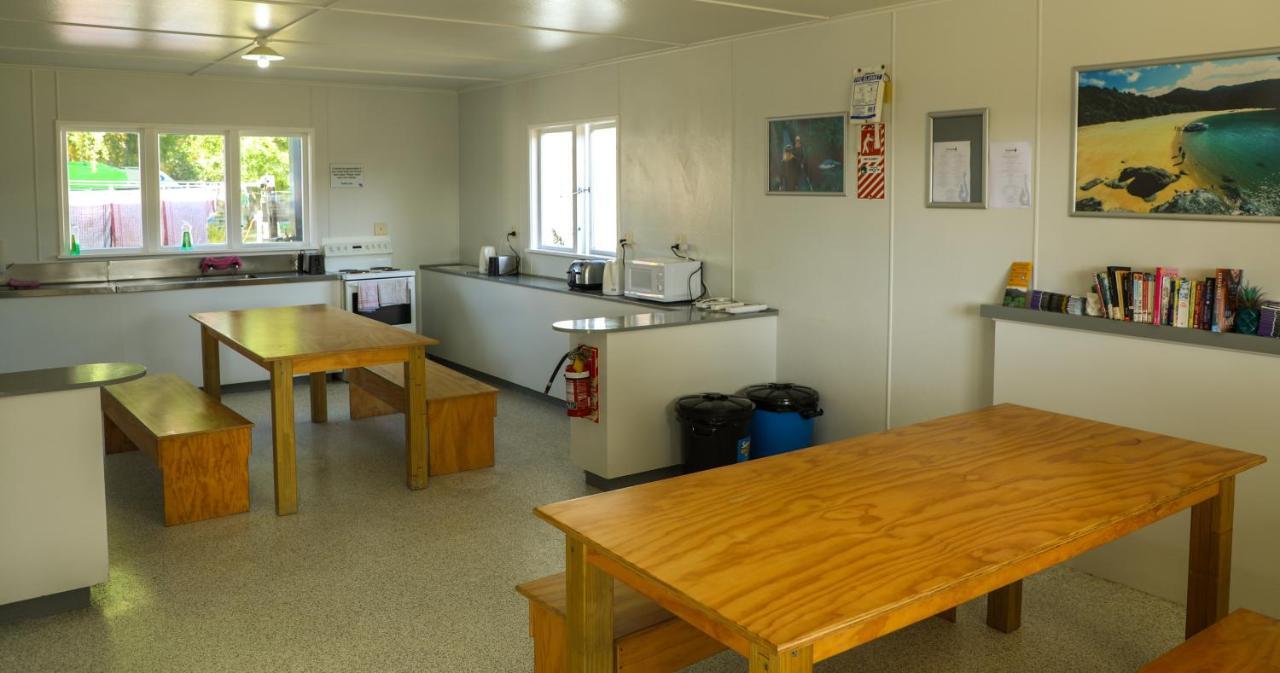 Marahau Beach Camp Экстерьер фото