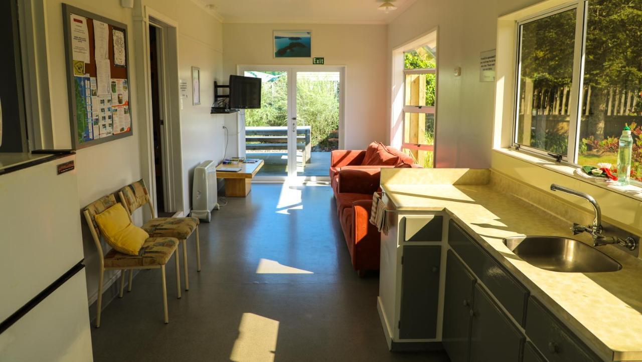 Marahau Beach Camp Экстерьер фото