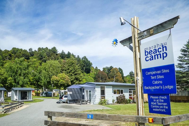 Marahau Beach Camp Экстерьер фото
